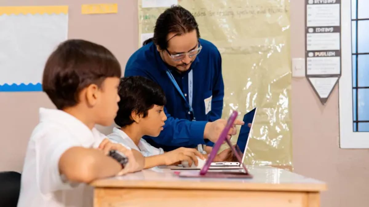 El Futuro de la Educación: Sal Khan Defiende el Optimismo sobre la IA y su Impacto Transformador