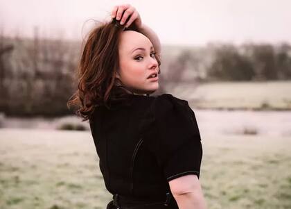 La idea de interactuar a diario como una mujer calva todavía asusta a Mathias