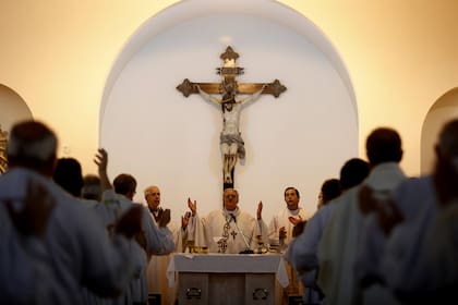 La Pascua culmina con la misa del Domingo de Resurrección