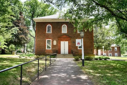 La Iglesia de las Cataratas es el centro histórico alrededor del que se construyó la ciudad