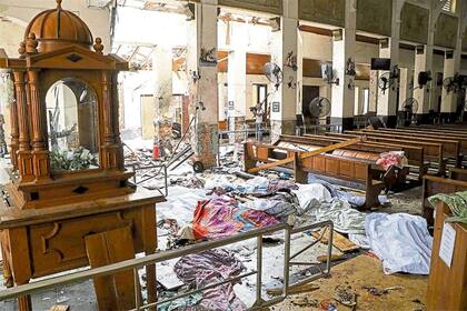 La iglesia de San Antonio, en Colombo, la capital de Sri Lanka, quedó destruida tras la explosión