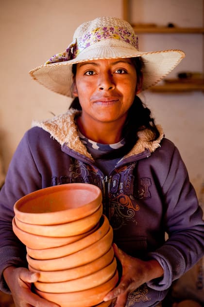 Una artesana de Casira.
