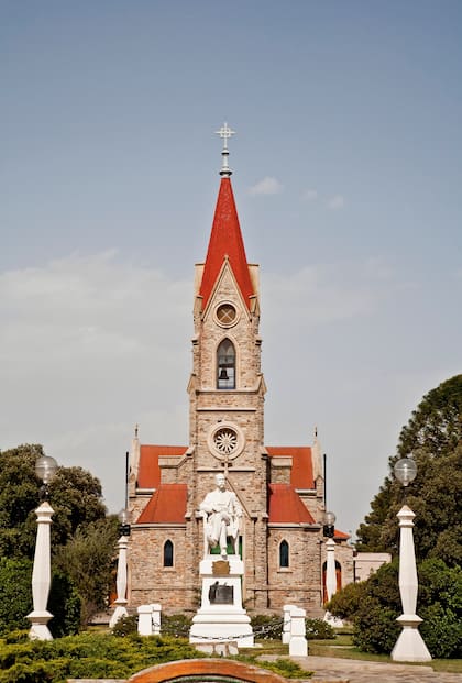 La iglesia de Santa Rosa de Lima, en Tornquist