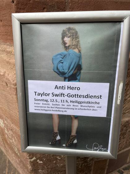 La iglesia protestante de Alemania dio su misa con la temática de Taylor Swift para llegar a los más jóvenes