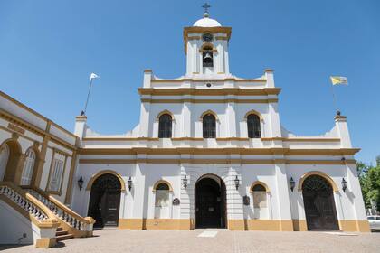 La Iglesia San Miguel Arcángel de San Miguel del Monte merece una visita.
