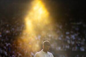 Djokovic, su reacción ante una curiosa foto y la angustia por el auge de otros deportes: “El tenis está en peligro”