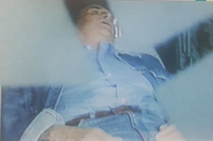 La imagen de Silvio Soldán, en la ambulancia, antes de ser trasladado a Devoto, tomada de la televisión