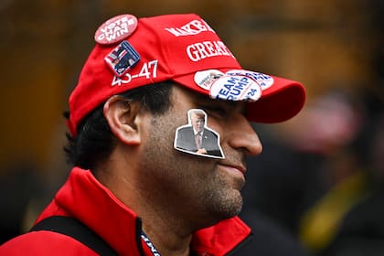 La imagen de Trump está deteriorada entre sus propios votantes