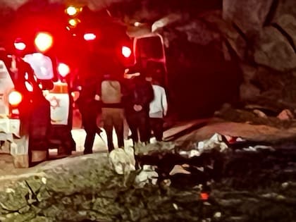 La imagen que compartió en X el periodista palestino Basel Adra, también director de No Other Land. "Estoy con Karam, el hijo de 7 años de Hamdan, cerca de la sangre de Hamdan en su casa, después de que los colonos lo lincharan", explicó junto a la foto