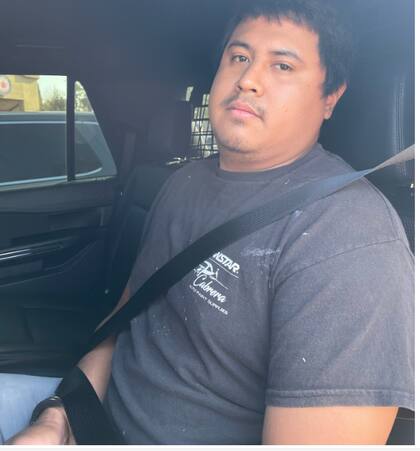 La imagen que publicaron las autoridades de Los Ángeles del migrante detenido tras ser acusado de femicidio en México