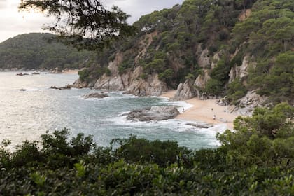 La impactante vista del Mediterráneo desde los jardines de Santa Clotilde.
