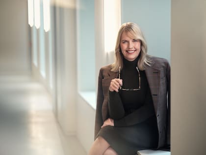 La importancia de las mujeres en cargos de liderazgo.