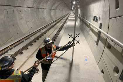 La inauguración de la Línea D del Metro de Los Ángeles llevó más tiempo del esperado