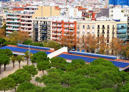 La incorporación de paneles solares en España es un boom en edificios y casas