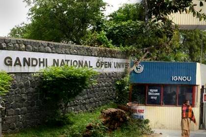 La Indira Ghandi National University en la India