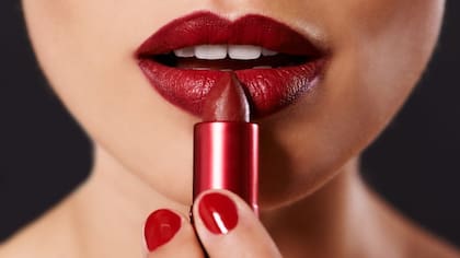 La industria cosmética también recurre al carmín para darle color a sus productos