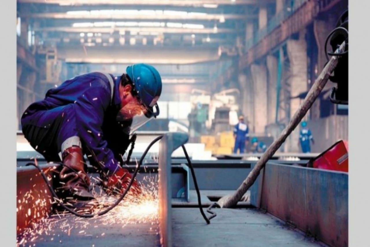 la-industria-manufacturera-disminuyo-45percent-DSFZRX7Q6RG2VLJ7KGTHIZA3M4