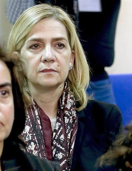 La infanta Cristina, en el banquillo de los acusados, ayer en Palma de Mallorca