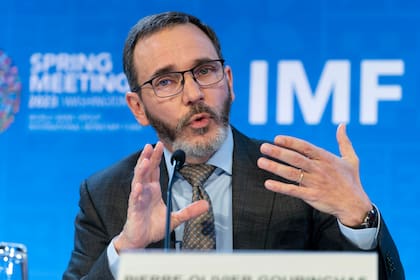 La inflación esperada para finales de 2025 se ubica entre el 18% y el 23% anual, según Pierre-Olivier Gourinchas