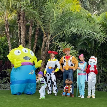 La influencer comparte tips de belleza, moda, lifestyle y hasta hace clips de humor en sus redes sociales