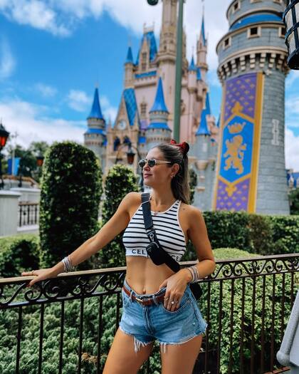 La influencer convirtió su fanatismo por Disney en un emprendimiento. A los dos viajes grupales que ya hizo acaba de agregar otro para noviembre de este año, para el que próximamente lanzará el formulario de inscripción