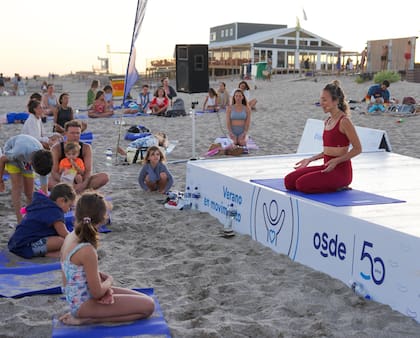 La influencer convocó a mujeres, varones, niños y niñas de todo rango etario.