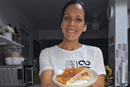 La influencer es conocida por sus recetas de platos de su país