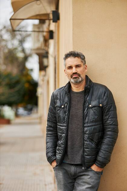 "La información no buscaba representar la realidad, ya que la literatura no tiene ese fin, pero sí quería que la novela fuera verosímil, con personajes y situaciones creíbles", dice Von Zeschau