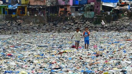 La iniciativa de cafeterías de basura en Ambikapur se replicó en otras ciudades en India que buscan reducir la contaminación plástica y el hambre.