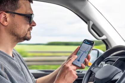 La iniciativa exceptúa a personal de emergencia, fuerzas policiales, bomberos y servicios médicos cuando actúan en funciones oficiales