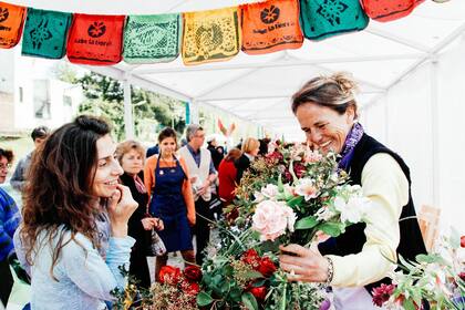 La iniciativa propone establecer un vínculo entre los pequeños productores y los consumidores, que rescate la relación humana