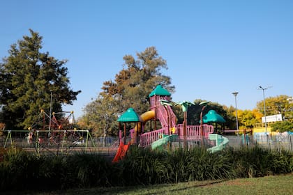 La inmensidad verde del Parque Saavedra, el gran pulmón del barrio