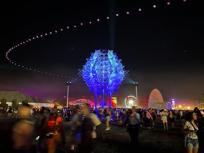 La instalación Cocoon en Coachella, a partir de BKF, por Martín Huberman