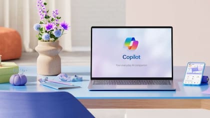 La inteligencia artificial de Copilot recopila información de la web y la cohesiona en respuestas en segundos