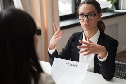 La inteligencia artificial puede ayudar a optimizar el currículum y mejorar las chances de obtener un trabajo nuevo