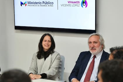 La intendenta Soledad Martínez y el procurador general bonaerense, Julio Conte Grand