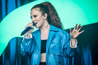 Jess Glynne, la cantante que reemplazará a Victoria en la vuelta de las Spice