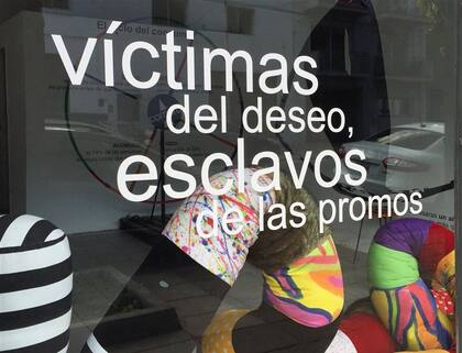 La intervención de Vallejos e Himitian, autoras del blog, en Galería Hiedra