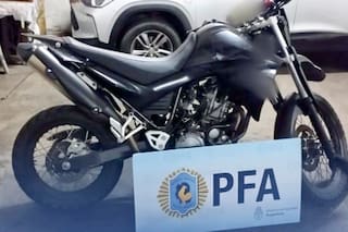 Desmantelaron una banda de motochorros que cometía salideras bancarias