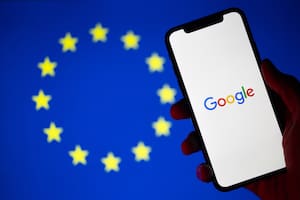Europa investiga a Google por usar contenidos de medios para entrenar su IA sin compensar a los creadores