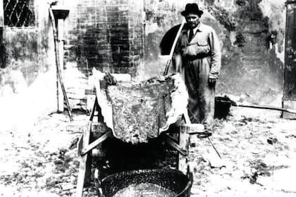 La investigación llega a la fosa séptica donde Leonarda se deshacía de los restos