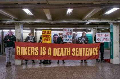 La isla de Rikers es sede de uno de los complejos de cárceles más antiguos de Estados Unidos