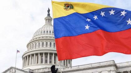 La istración Biden había extendido el TPS para los venezolanos en una medida de último momento al final de su mandato; la medida fue revocada por el gobierno de Donald Trump