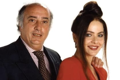 La italiana Ornella Muti,
a quien le pagó
treinta mil dólares
para que viniera
a la inauguración
de la peluquería.
“Vino a comer a
casa y le hice unos
fideos al horno”,
cuenta Paparella