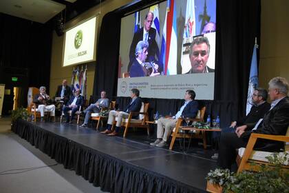 La jornada contó con la presencia de dirigentes rurales, entre otros expositores