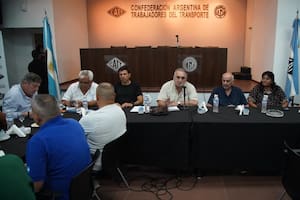 Los gremios del transporte anunciaron un paro para este miércoles 11 contra la reforma laboral