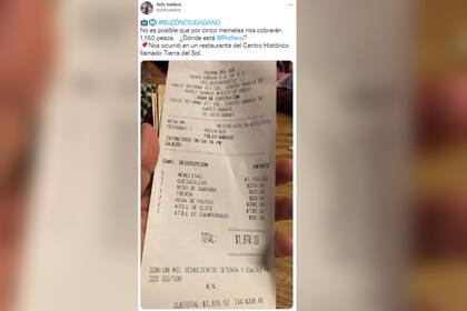 La joven compartió en Twitter su indignación tras comer en el restaurante (Foto: Twitter @sofyvaldivia)
