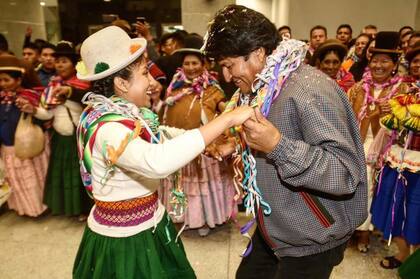 La joven de 24 años se encuentra asilada en la embajada del país azteca en La Paz