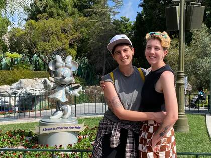 La joven se mudó de Reino Unido a California tras conocer a su pareja