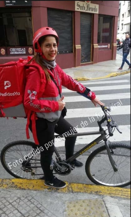 La joven venezolana aseguró que estaba dejando a su hija en la guardería y que no trabaja con ella